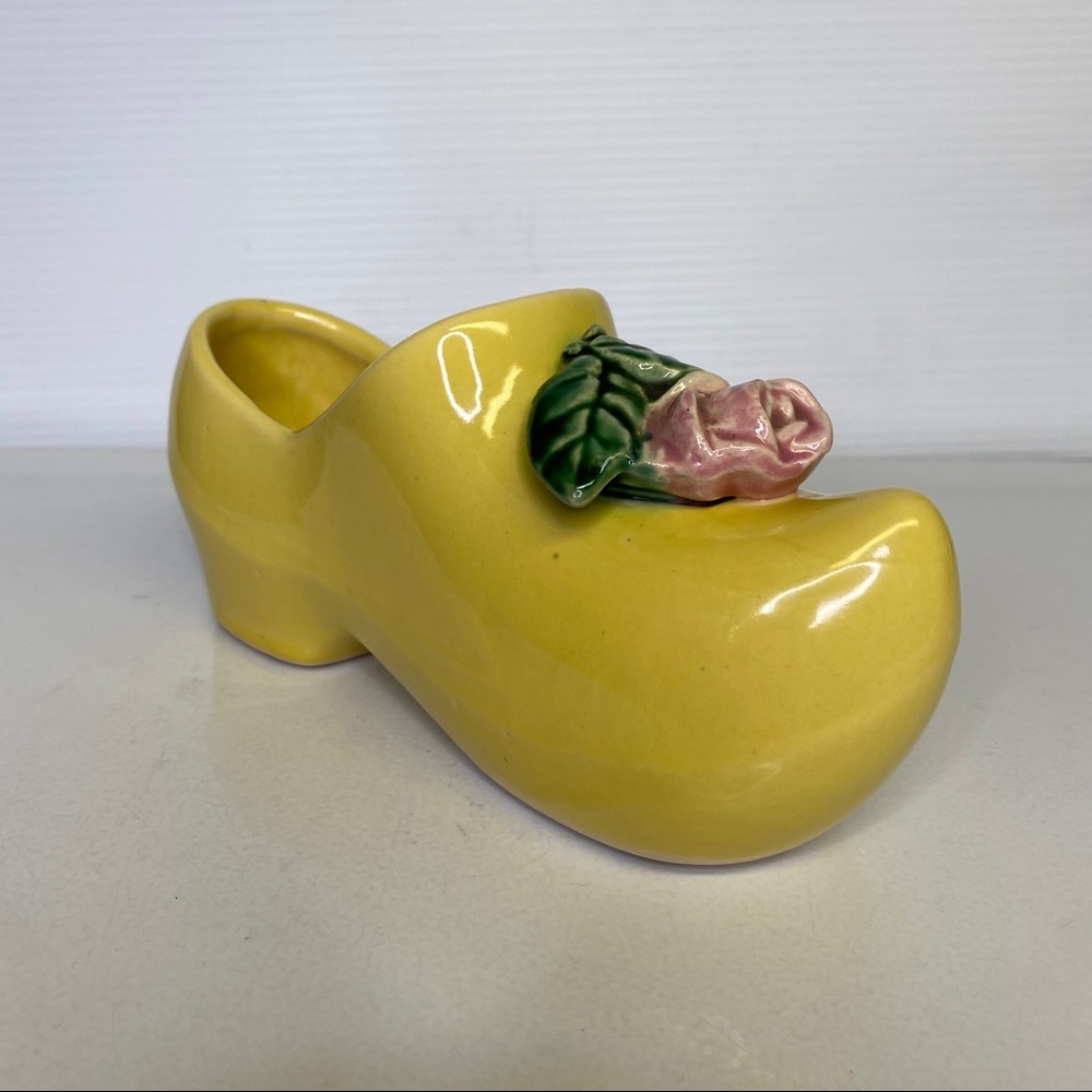 McCoy Dutch Yellow Ceramic Shoe Clog Planter Vintage 1940's